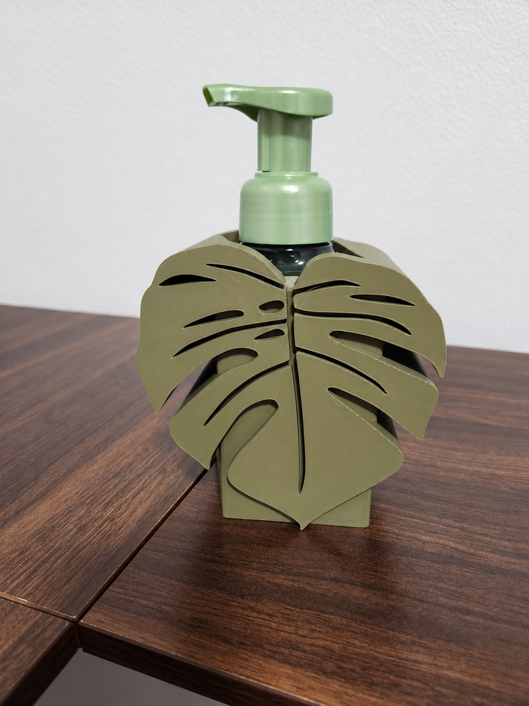 Monstera Foaming Soap Holder